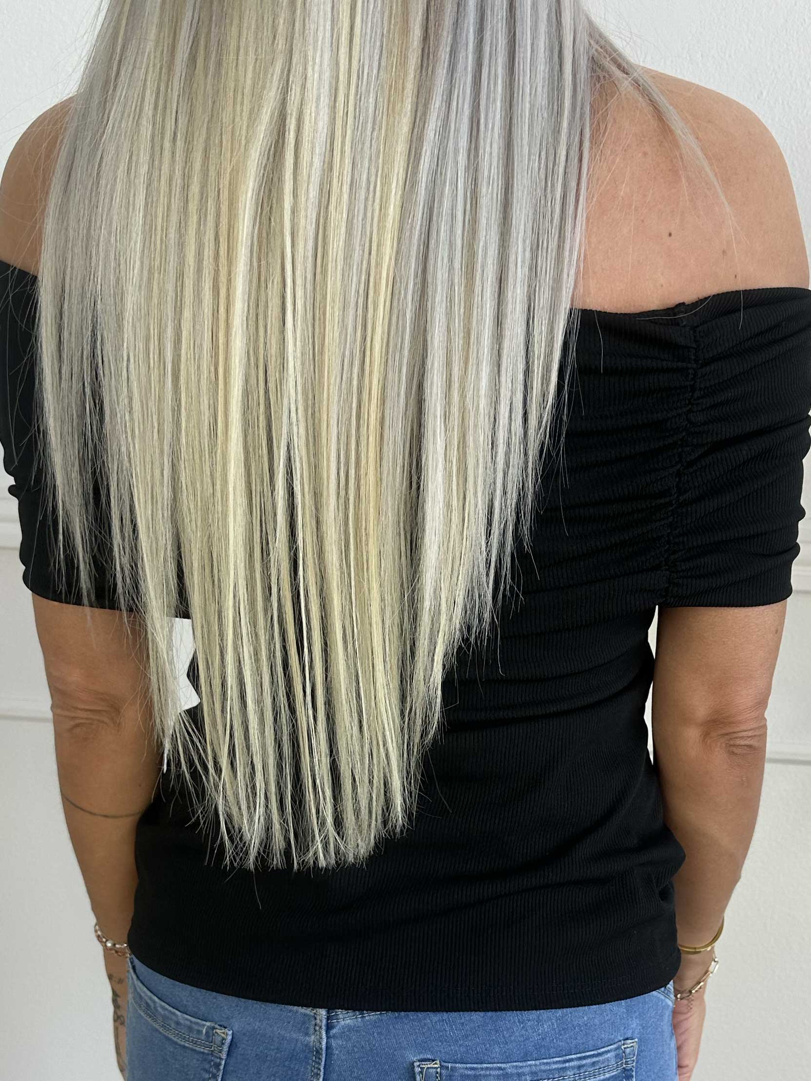 Hadiya - Sød off shoulder bluse